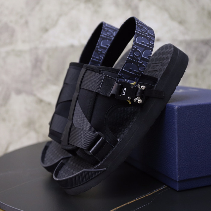 D*or slippers