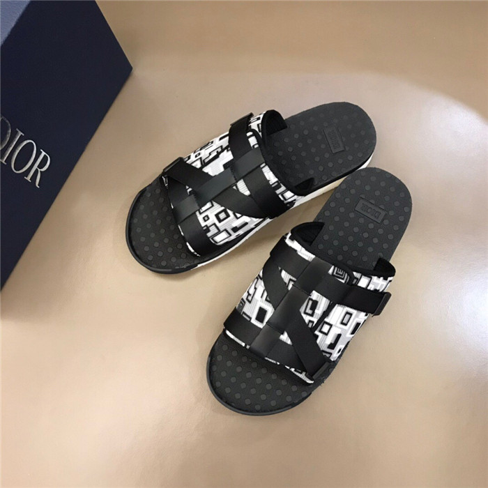 D*or slippers