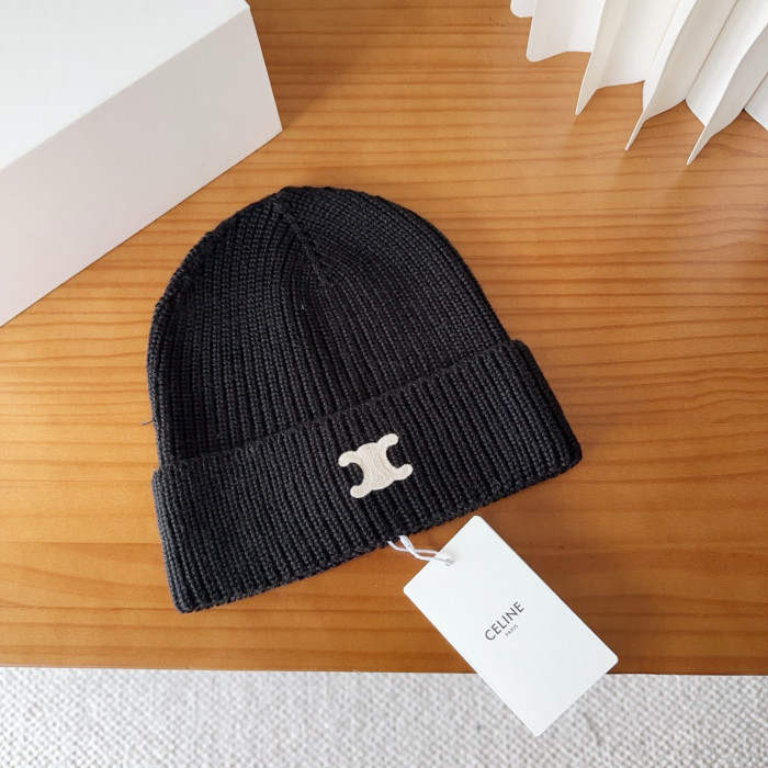 Ce1i*e HAT0229-0519