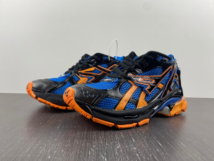 blcg runner sneaker bm5623-002