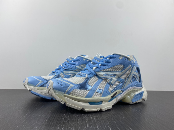 blcg runner sneaker bm5623-007