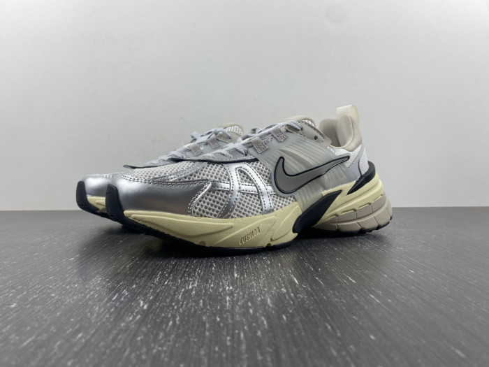 nike runtekk fd0736-100