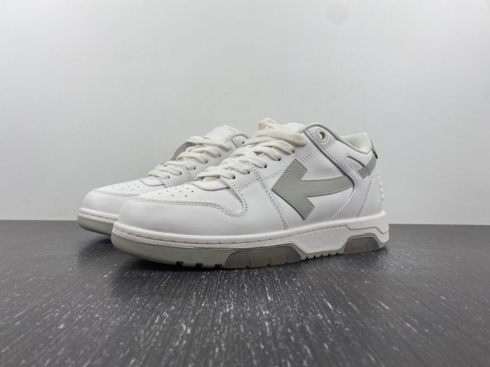gym sneakers gy023