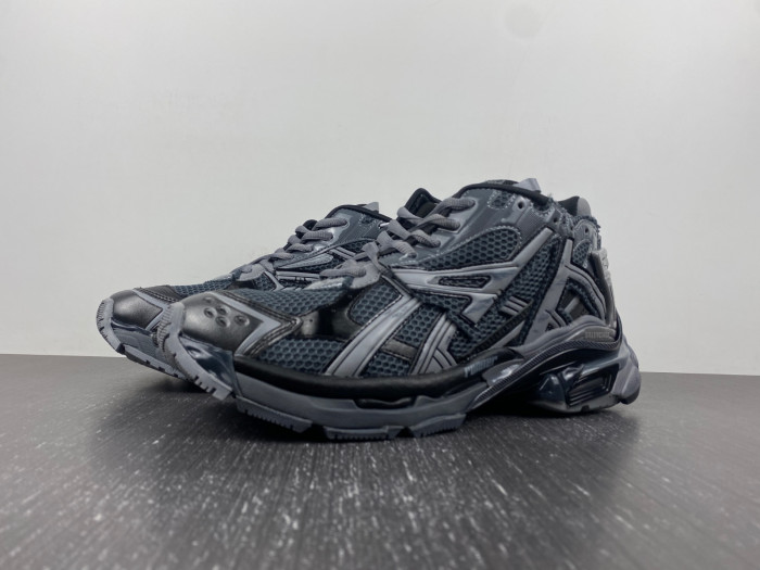 blcg runner sneaker bm5623-021