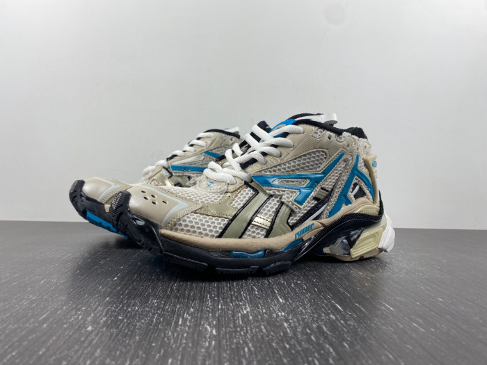 blcg runner sneaker bm5623-024