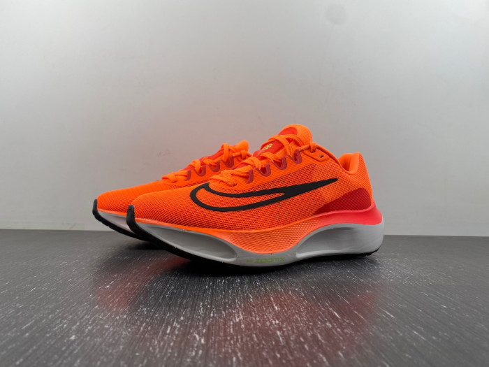nike zoom fly 5 ''total orange black'' -dm8968-800