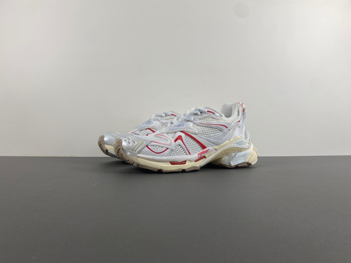 blcg runner sneaker 779066-w3rbxp-9260