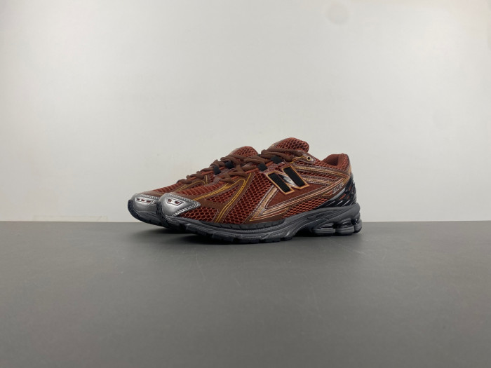New Balance 1906R Zalando Trail Mix Rust Red M1906RZA