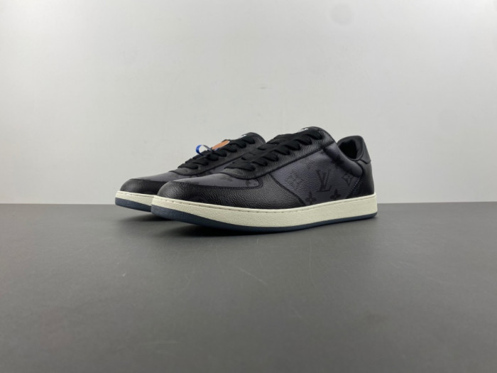 1V SNEAKERS 1V0425-318