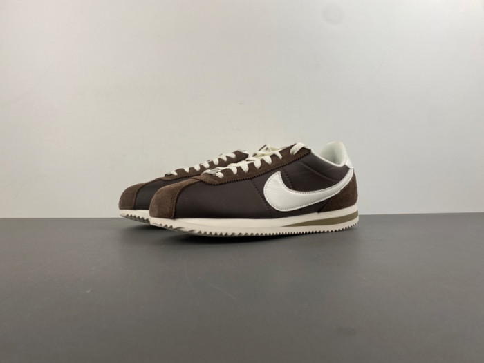 Nike Cortez WMNS “Baroque Brown” DZ2795-200