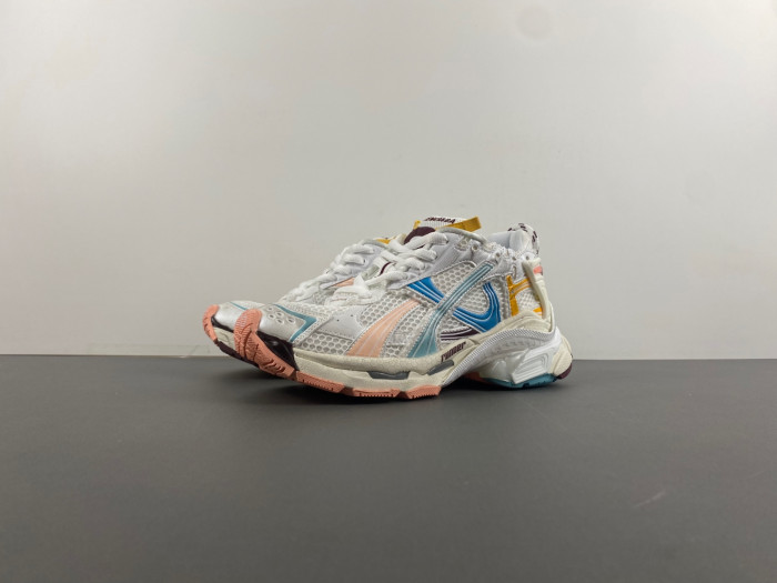 blcg runner sneaker 772774-w3rny-0326