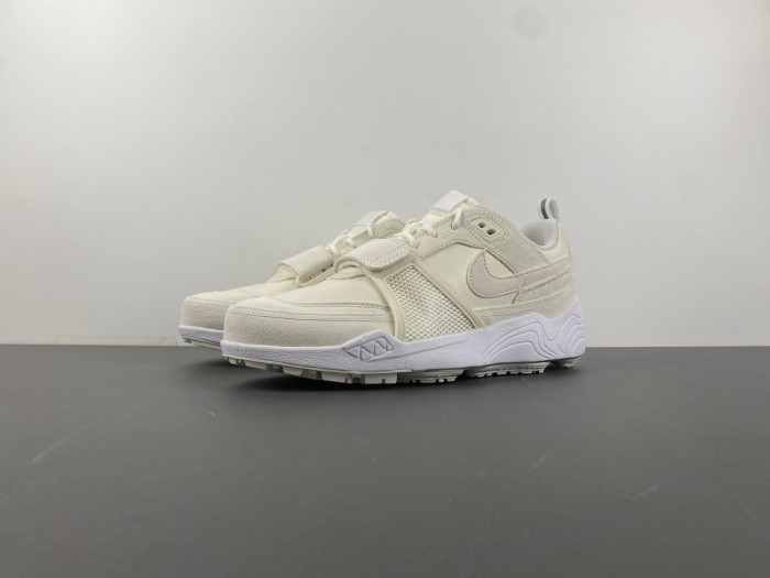 Travis Scott x Nike Zoom Field Jaxx "Sail" HQ3061-100