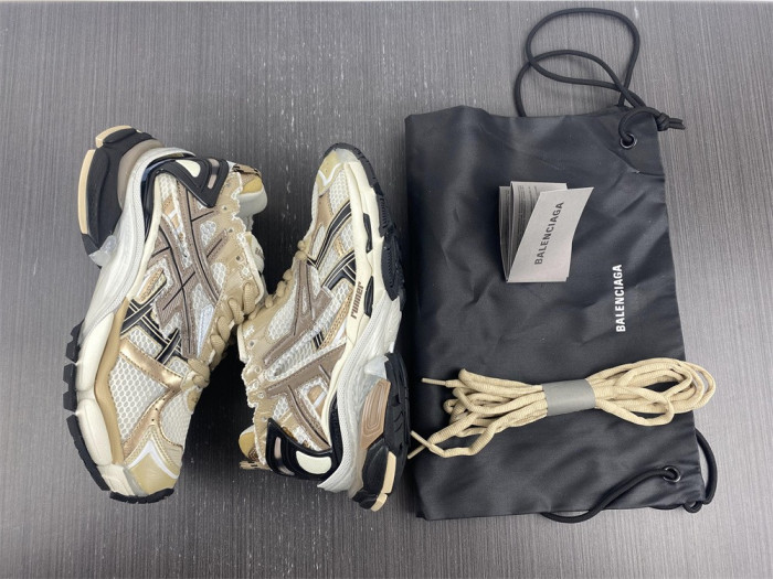 blcg runner sneaker uu563-089