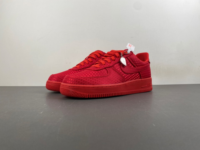 Nike Air Force 1 Retro 'Valentine's Day' IB6836-600