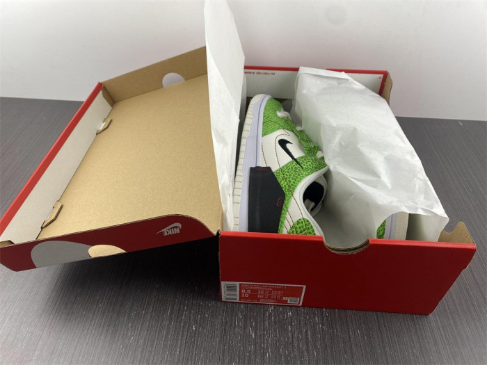 nike dunk low disrupt 2 green snakeskin dv1491-101