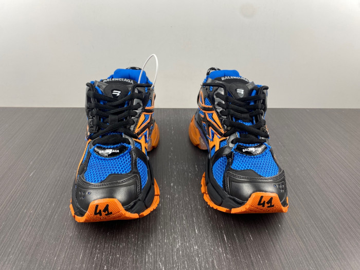 blcg runner sneaker bm5623-002