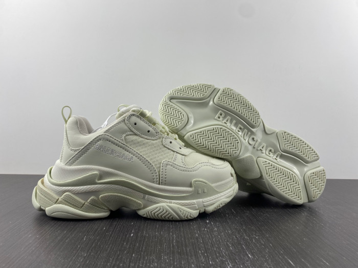 blcg sneaker triple.s sneakers 58963 w1y58963