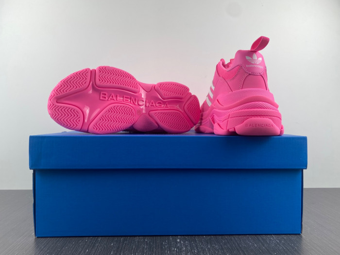 blcg sneaker triple.s sneakers 536737 w2fad 42887