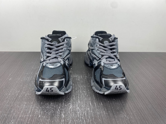 blcg runner sneaker bm5623-021