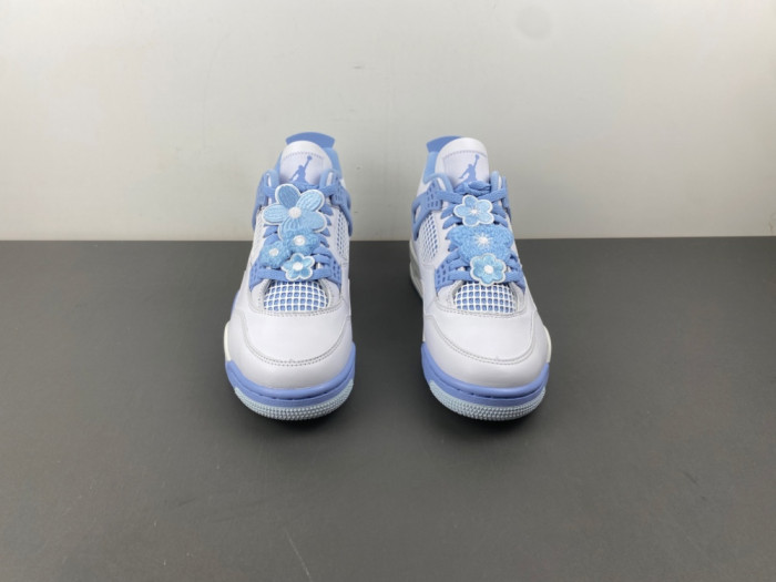 Air Jordan 4 Retro
