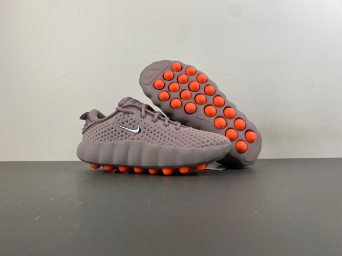 Nike Wmns Mind 002 