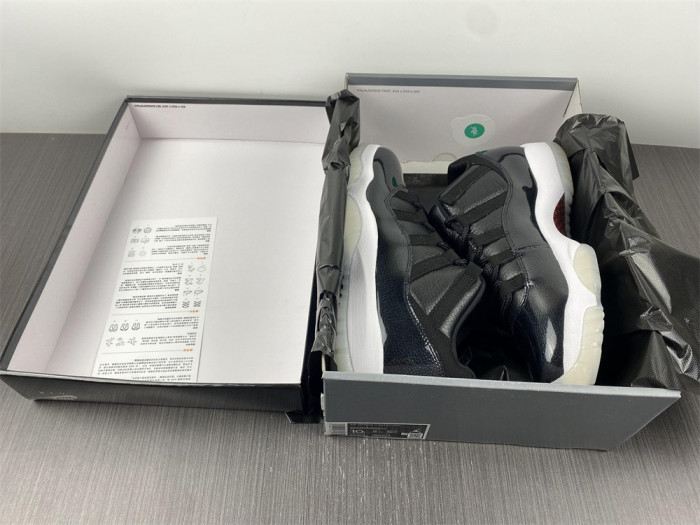 air jordan 11 low "72-10" av2187-001