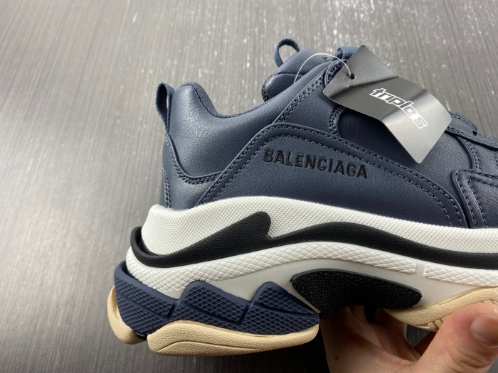 blcg sneaker triple.s sneakers 536737 w2fad 4197