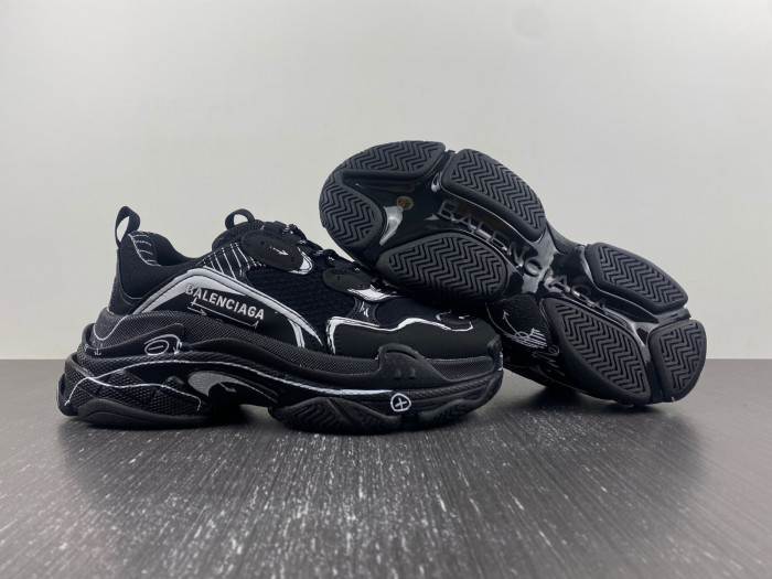 blcg sneaker triple.s sneakers bl5632-007