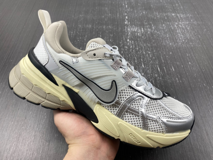 nike runtekk fd0736-100