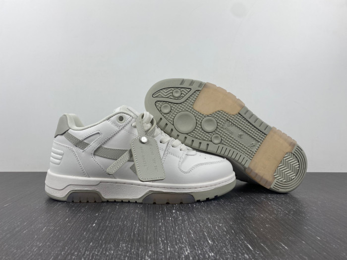 gym sneakers gy023