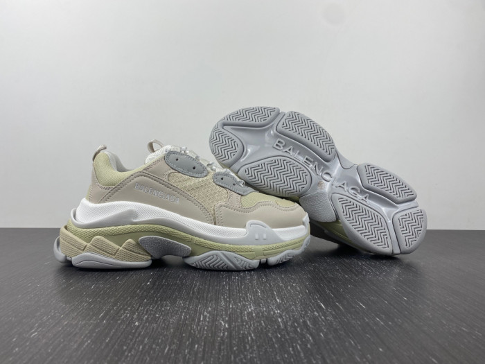 blcg sneaker triple.s sneakers bl5632-010