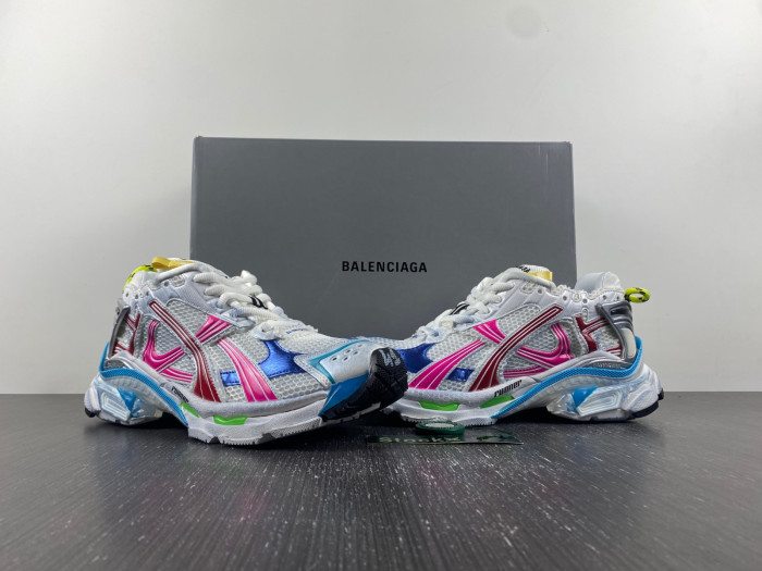 blcg runner sneaker 772774-w3rbw-9645
