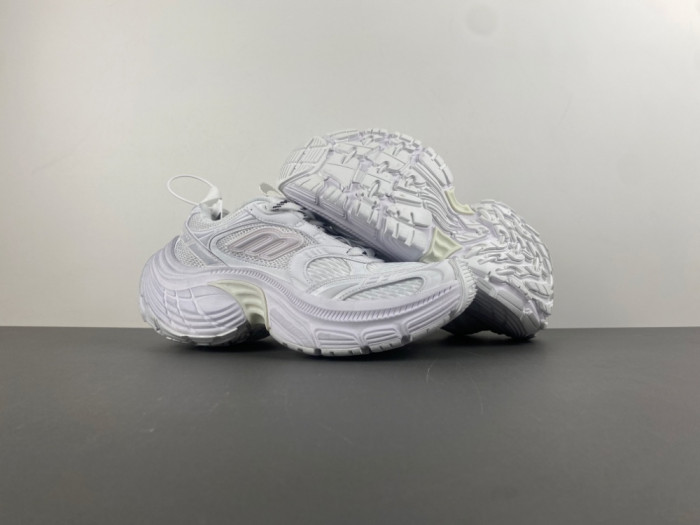 BLCG Sneaker 825418 WDWTS 1979