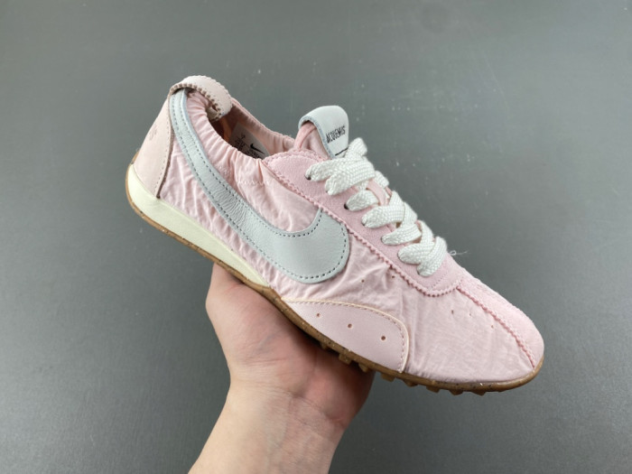Ja*qvemvs x Wmns Nike Moon Shoe SP Aluminum Pink HV8547-601