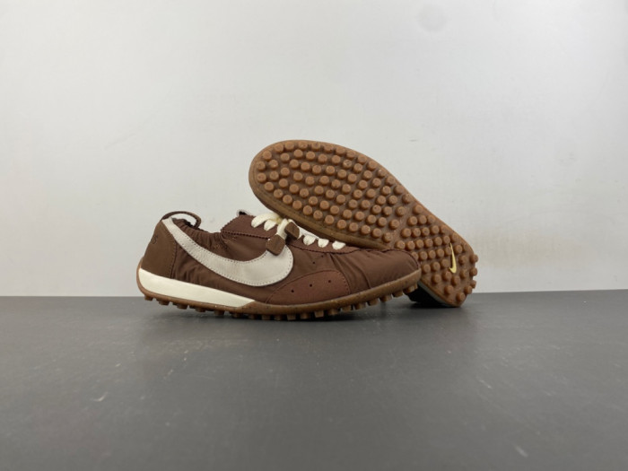 Ja*qvemvs x Wmns Nike Moon Shoe SP 
