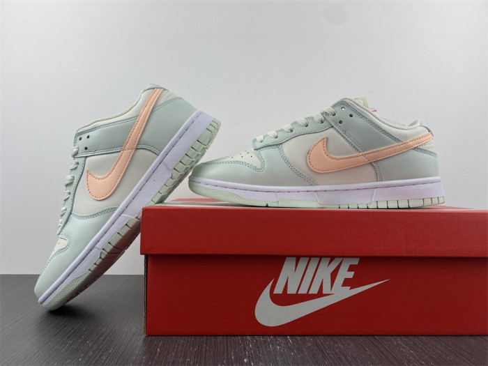nike dunk low barely green (w) dd1503-104