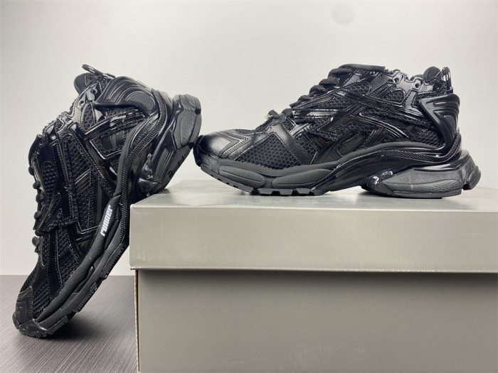 blcg runner black - w3ra9 100