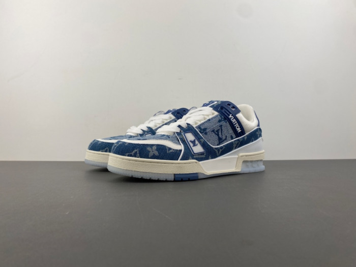 1V TRAINER 1V0425-322