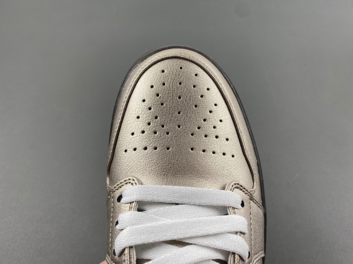 Air Jordan 1 Low SE Metallic Zinc HQ3529-099