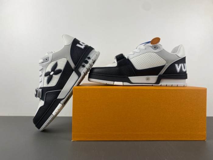 1V SNEAKERS 1V0425-280