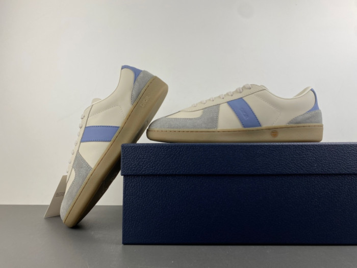 D10R SHOES B01 D896-188