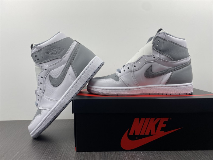 air jordan 1 high og “stealth” 555088-037