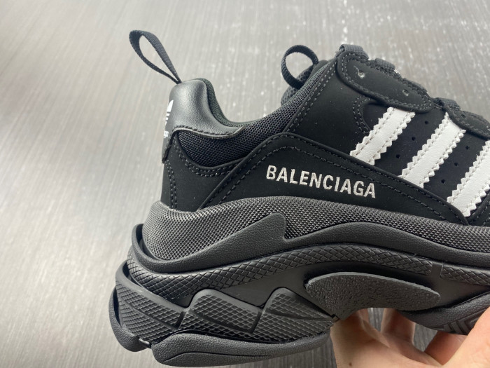 blcg sneaker triple.s sneakers 58963 w1y586323
