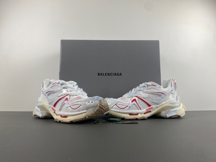 blcg runner sneaker 779066-w3rbxp-9260