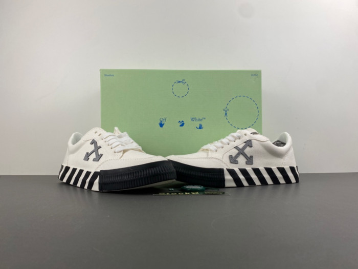 OFW SNEAKERS GY05110-039