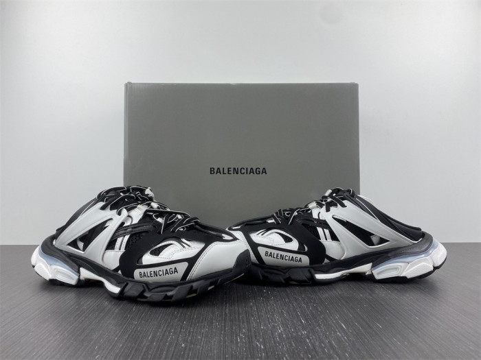 blcg wmns track mule
