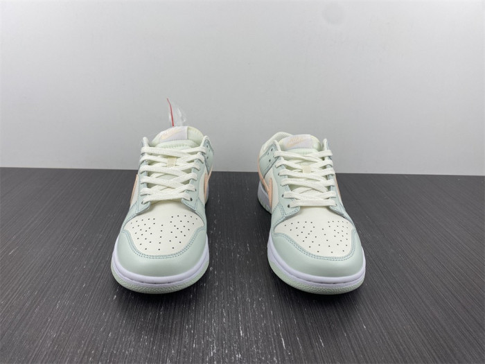 nike dunk low barely green (w) dd1503-104