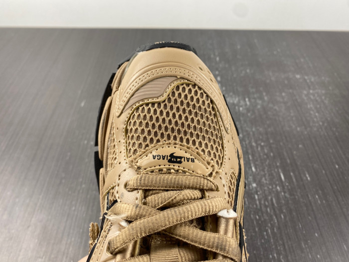 blcg runner sneaker bm5623-012