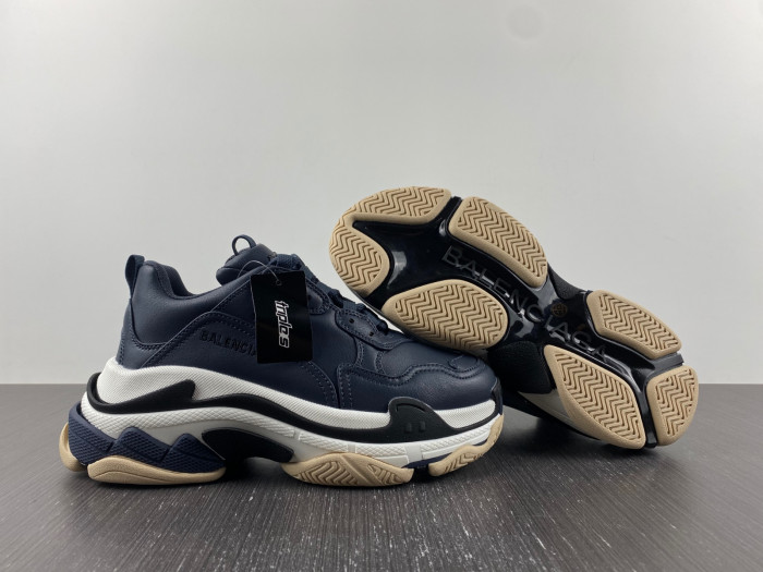 blcg sneaker triple.s sneakers 536737 w2fad 4197