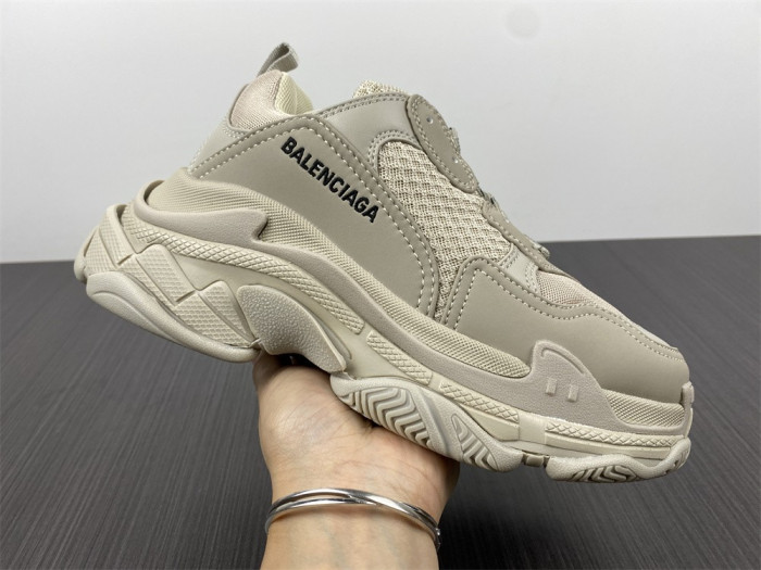 blcg sneaker triple.s.gomma 536737 w2fw1 9700